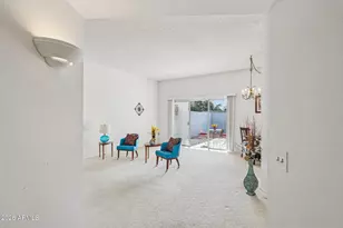 10557 W Ocotillo Dr, Sun City, AZ 85373 - Photo 7