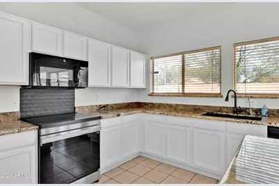 10548 E Bramble Avenue, Mesa, AZ 85208 - Photo 13