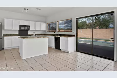 10548 E Bramble Avenue, Mesa, AZ 85208 - Photo 9