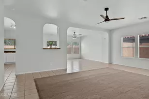 10548 E Bramble Ave, Mesa, AZ 85208 - Photo 7