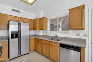 3165 W Golden Ln, Chandler, AZ 85226 - Photo 19