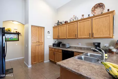 1515 N Poppy Street, Casa Grande, AZ 85122 - Photo 17