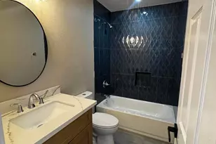 7570 W Jenan Dr, Peoria, AZ 85345 - Photo 21