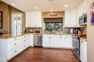 10838 E Navajo Dr, Sun Lakes, AZ 85248 - Photo 11