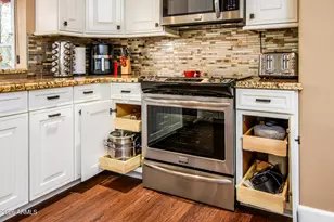 10838 E Navajo Dr, Sun Lakes, AZ 85248 - Photo 13