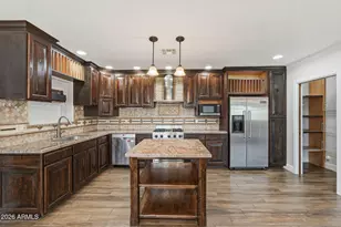 2227 S Sierra Vista Dr, Tempe, AZ 85282 - Photo 5