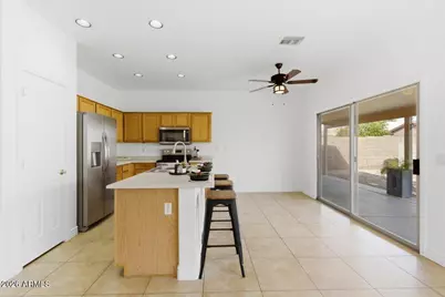 9446 W Albert Lane, Peoria, AZ 85382 - Photo 13