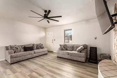 677 W 22nd Avenue, Apache Junction, AZ 85120 - Photo 13