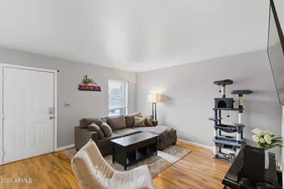 3635 N 37th Street #10, Phoenix, AZ 85018 - Photo 3