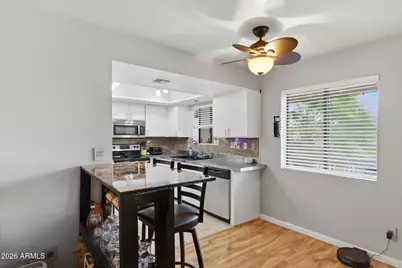 3635 N 37th Street #10, Phoenix, AZ 85018 - Photo 7