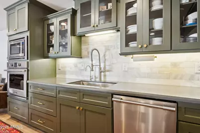 3021 N 47th Place, Phoenix, AZ 85018 - Photo 7