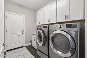 25915 W Deer Valley Rd, Buckeye, AZ 85396 - Photo 35