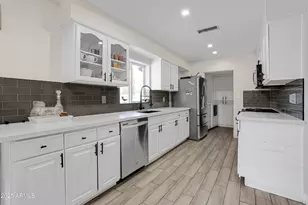 5701 W Royal Palm Rd, Glendale, AZ 85302 - Photo 9