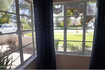 1526 W Wilshire Drive, Phoenix, AZ 85007 - Photo 29