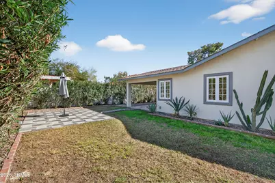 1526 W Wilshire Drive, Phoenix, AZ 85007 - Photo 19