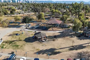 1526 W Wilshire Dr, Phoenix, AZ 85007 - Photo 59