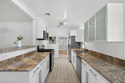 1526 W Wilshire Drive, Phoenix, AZ 85007 - Photo 45