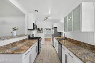 1526 W Wilshire Dr, Phoenix, AZ 85007 - Photo 45