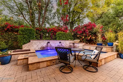 3418 E Pyrenees Pass, Phoenix, AZ 85018 - Photo 33