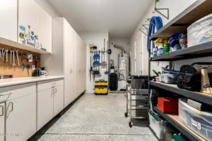 3418 E Pyrenees Pass, Phoenix, AZ 85018 - Photo 31