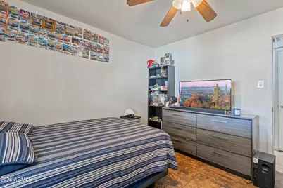 8018 W Avalon Drive, Phoenix, AZ 85033 - Photo 25