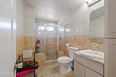 8018 W Avalon Drive, Phoenix, AZ 85033 - Photo 27