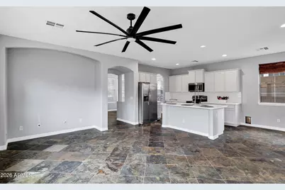 20982 W Edith Way, Buckeye, AZ 85396 - Photo 17