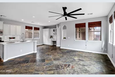 20982 W Edith Way, Buckeye, AZ 85396 - Photo 19