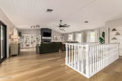 107 S Catalina Street, Gilbert, AZ 85233 - Photo 9