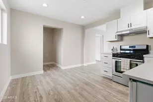 3001 W Loma Ln, Phoenix, AZ 85051 - Photo 11