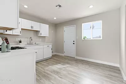 3001 W Loma Lane, Phoenix, AZ 85051 - Photo 9