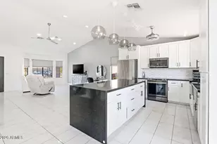 8711 W Sierra Vista Dr, Glendale, AZ 85305 - Photo 17