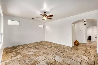 4331 E Redwood Lane, Phoenix, AZ 85048 - Photo 11