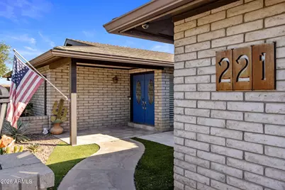 221 W Sweetwater Avenue, Phoenix, AZ 85029 - Photo 3