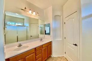 12083 N 66th Ave, Glendale, AZ 85304 - Photo 7