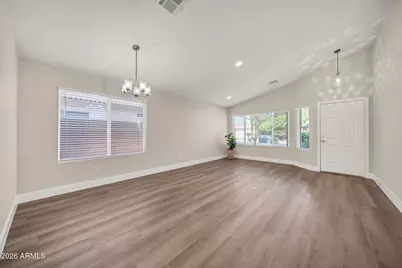 8539 W Paradise Drive, Peoria, AZ 85345 - Photo 9