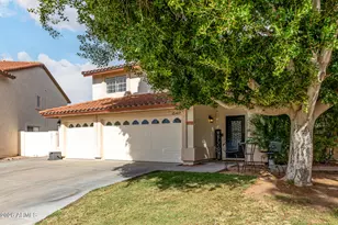 5702 W Windrose Dr, Glendale, AZ 85304 - Photo 3