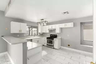 7355 W Eva St, Peoria, AZ 85345 - Photo 11