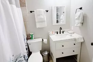 737 S 1st St, Phoenix, AZ 85004 - Photo 5