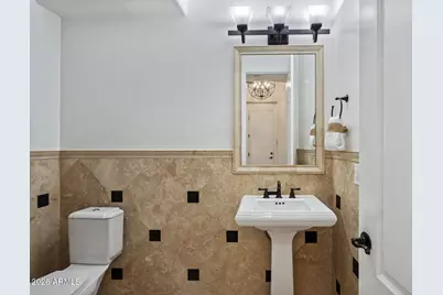 3346 N 34th Street, Phoenix, AZ 85018 - Photo 9