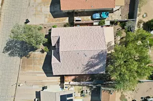 9069 W Raven Dr, Arizona City, AZ 85123 - Photo 37
