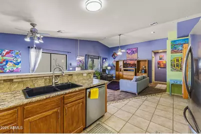 9069 W Raven Drive, Arizona City, AZ 85123 - Photo 11