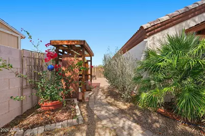 9069 W Raven Drive, Arizona City, AZ 85123 - Photo 25