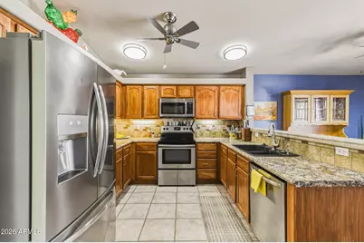 9069 W Raven Drive, Arizona City, AZ 85123 - Photo 7