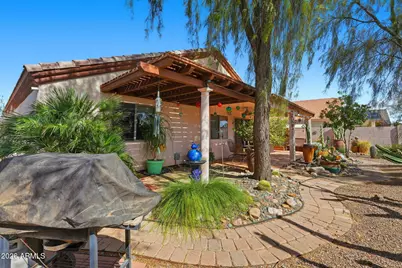 9069 W Raven Drive, Arizona City, AZ 85123 - Photo 21