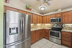 9069 W Raven Dr, Arizona City, AZ 85123 - Photo 7