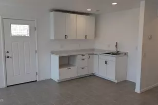 10631 W Desert Rock Dr, Sun City, AZ 85351 - Photo 29