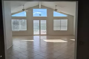 10631 W Desert Rock Dr, Sun City, AZ 85351 - Photo 7