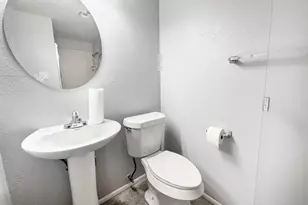 10421 W Puget Ave, Peoria, AZ 85345 - Photo 9