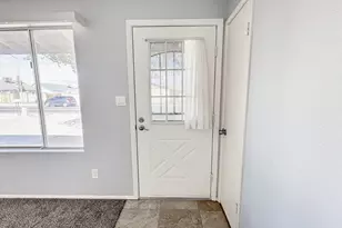 10421 W Puget Ave, Peoria, AZ 85345 - Photo 5